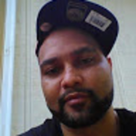 Meet your Posher, Carlos - Picture 1 of 1